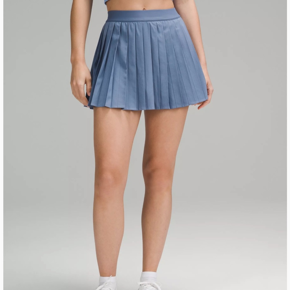 Lululemon pleated tennis skirt
